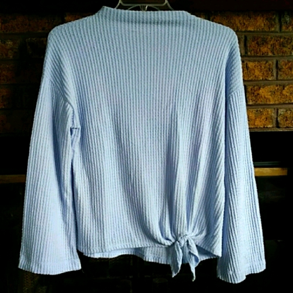 NWOT Socialite waffle-knit long sleeve baby blue top